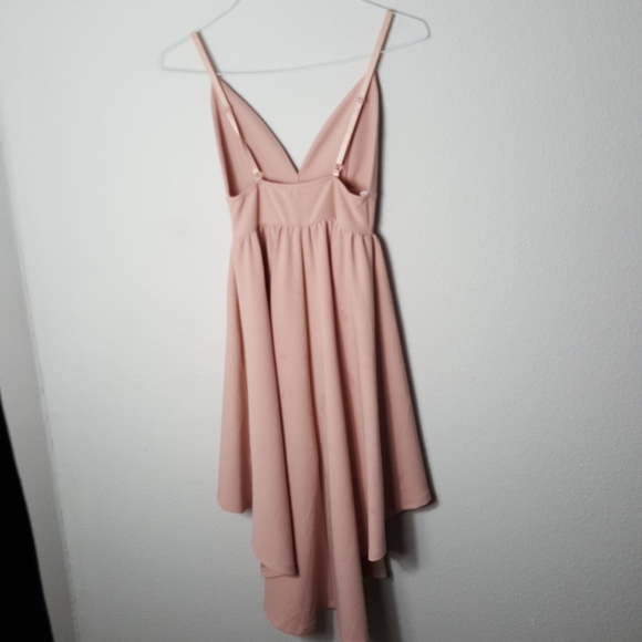 EUC Champagne colored plunge hi-lo dress size S - Picture 2 of 4